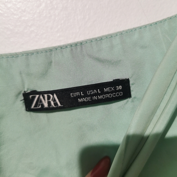 Zara Limited Edition Pastel Green Puff Sleeve One Shoulder Large Crop Top - Picture 7 of 10
